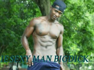 CHARLIE_SEXY_MAN_BIGDICK