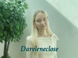 Dareleneclose