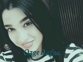 Ozge_Dafne